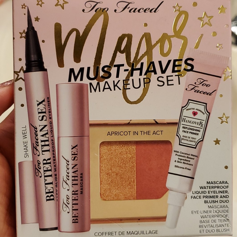 Too Faced must-haves makeup set brand new